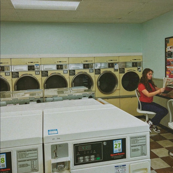 Meet your Posher, Aleesa - Picture 5 of 5